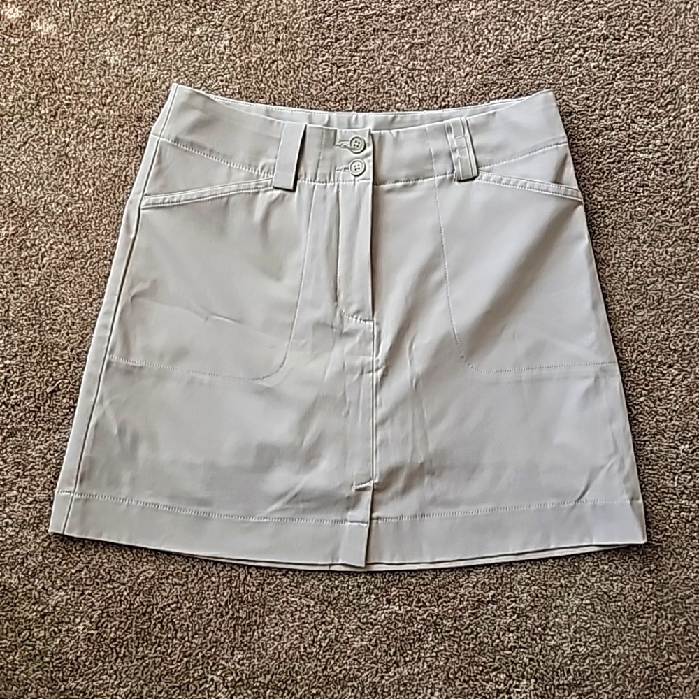 Nike Golf skirt skort Khaki size 4